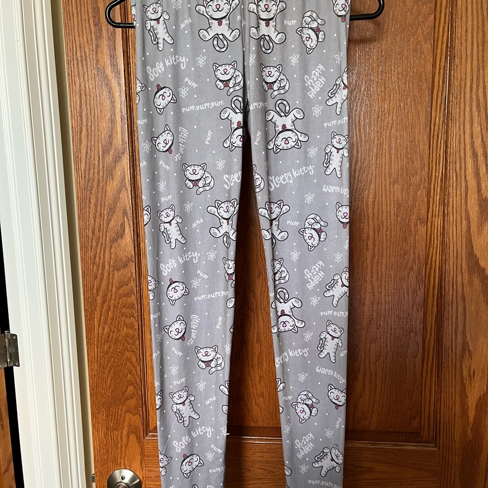 Ripple Junction Gray Stretchy Floral Leggings